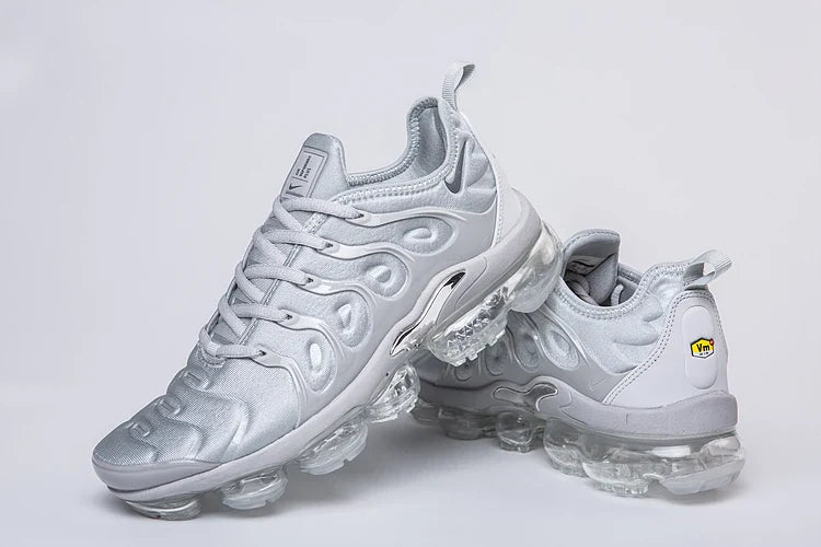 Nike Air Vapormax Plus Men and Women Trainers Running Shoes Flyknit Sneakers Breathable Nike Sneakers