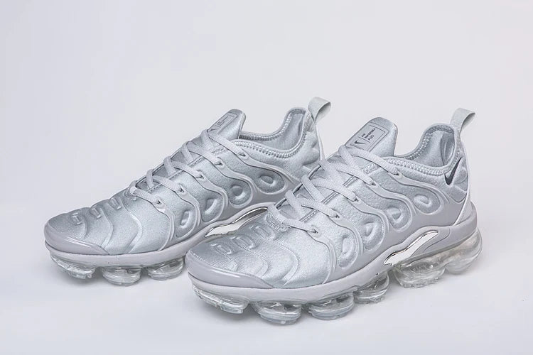 Nike Air Vapormax Plus Men and Women Trainers Running Shoes Flyknit Sneakers Breathable Nike Sneakers